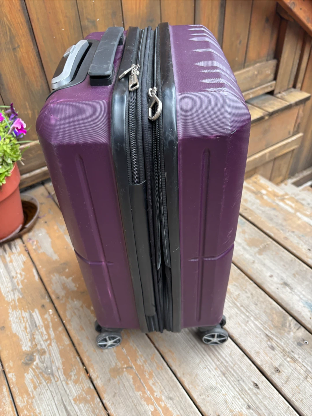 Bugatti Purple Hardshell Spinner Suitcase - photo 5