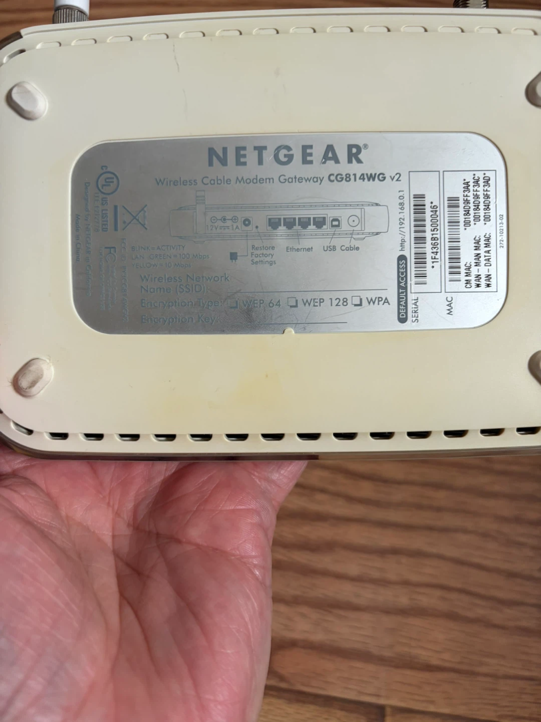 Netgear Wireless Cable Modem Gateway CG814WG v2 - photo 3
