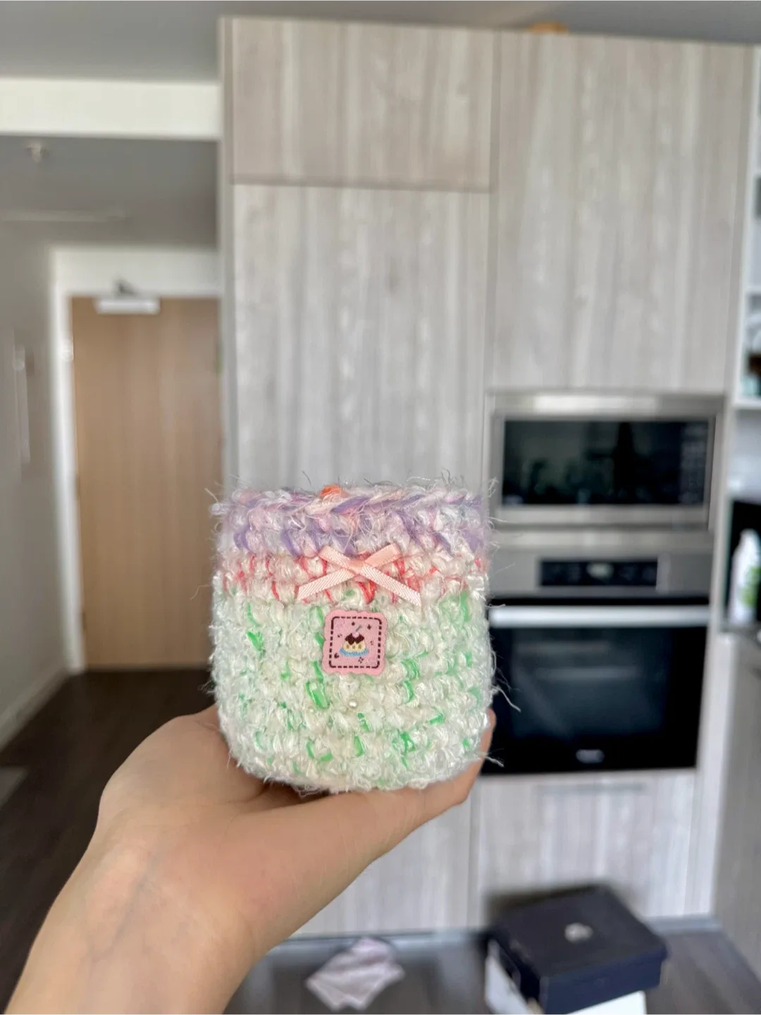 Moving sale- handmade crochet pen holder - photo 4