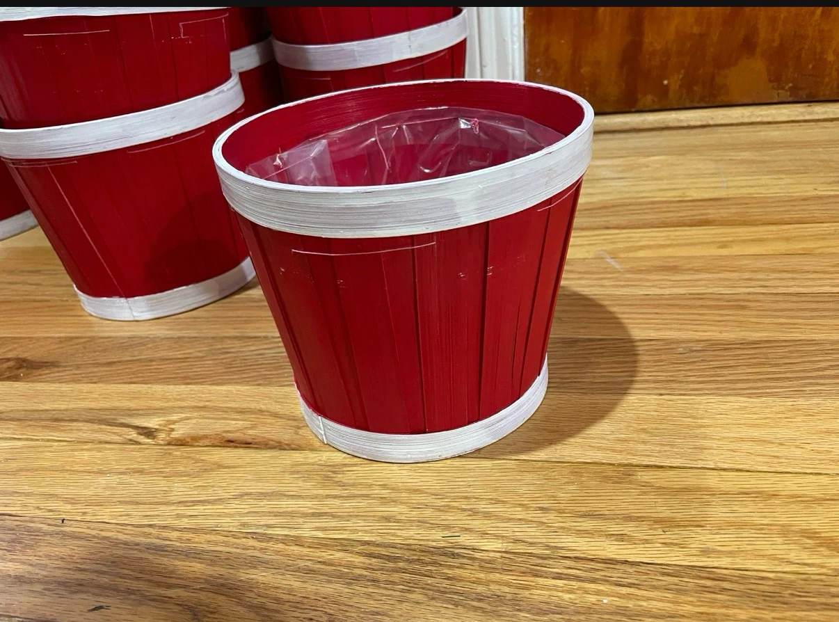 Red Planter Pots with White Trim Each $2 - photo 3