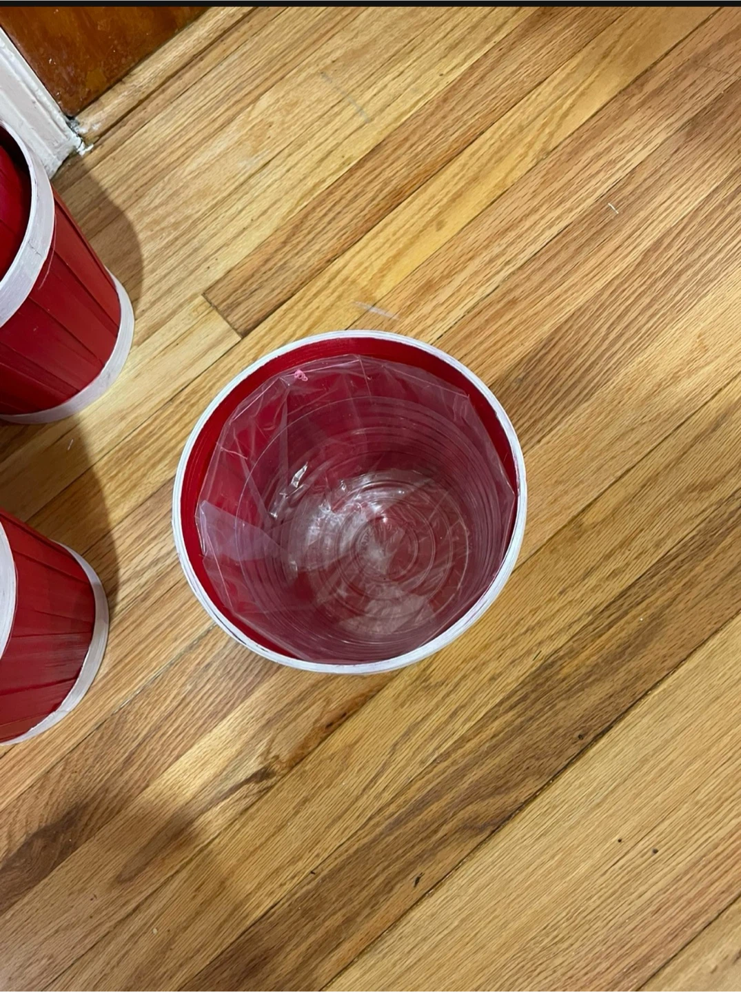 Red Planter Pots with White Trim Each $2 - photo 5