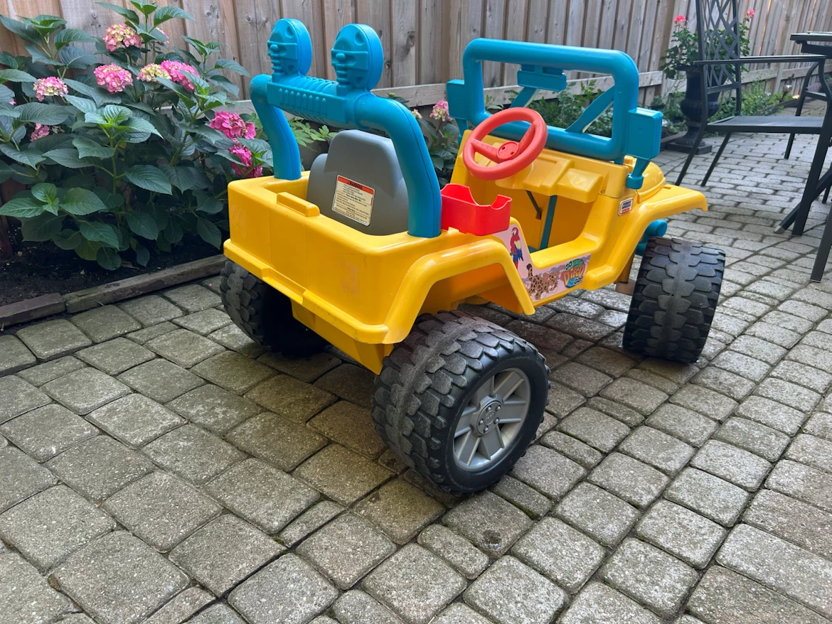 Fisher-Price Power Wheels Go Diego Go Jeep Wrangler - photo 2