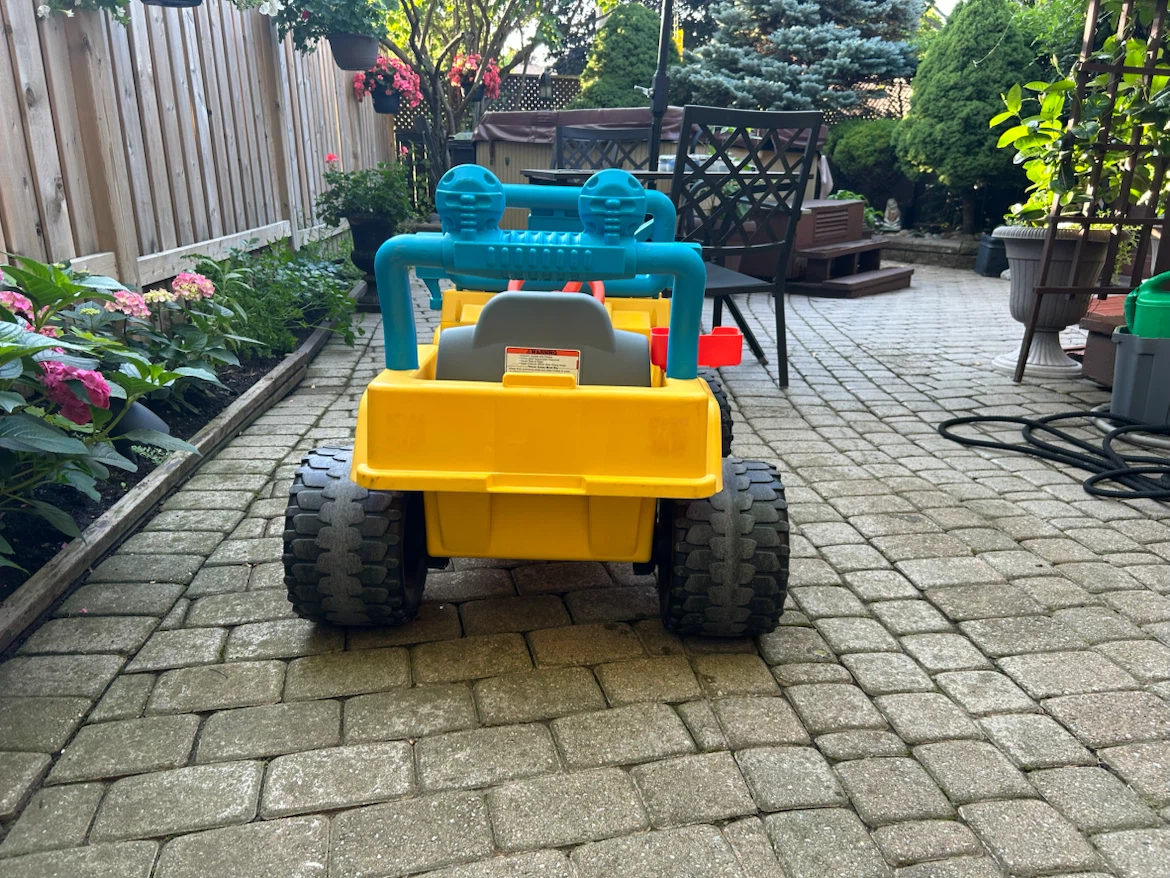 Fisher-Price Power Wheels Go Diego Go Jeep Wrangler - photo 3