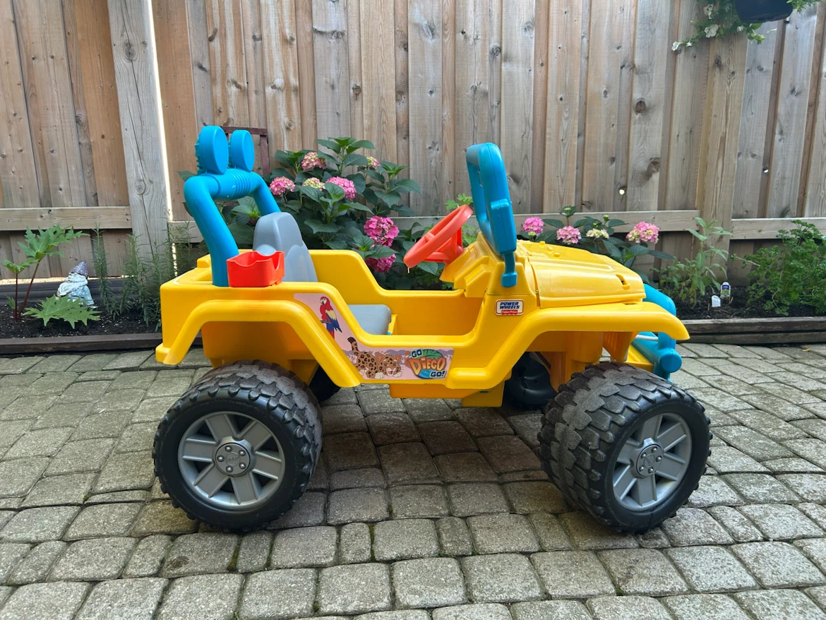 Fisher-Price Power Wheels Go Diego Go Jeep Wrangler - photo 4
