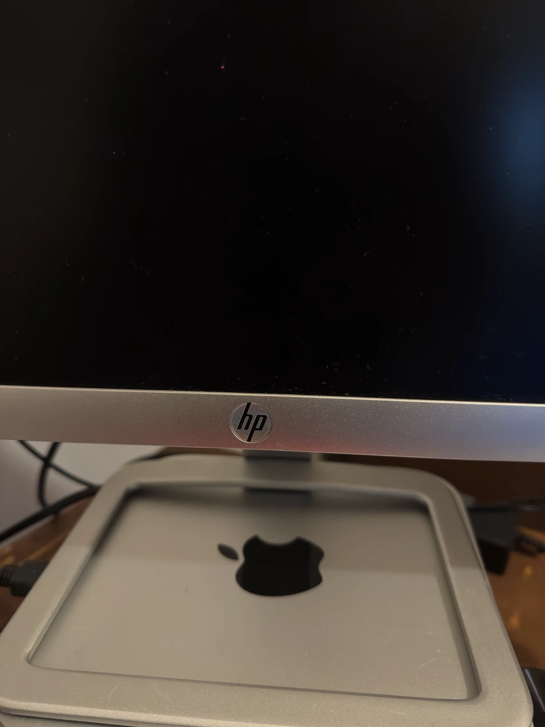 HP 22f Computer Monitor with LED Light Bar - photo 2