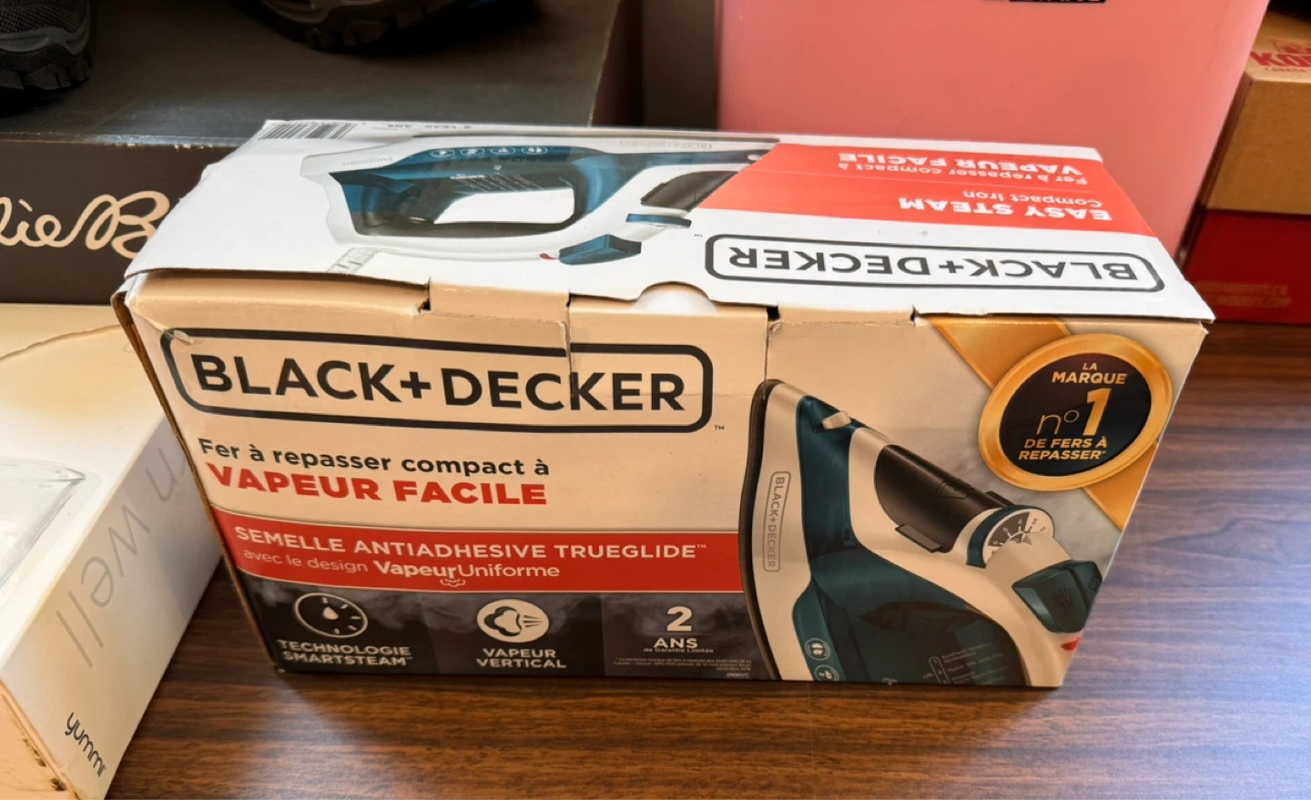 BLACK+DECKER Easy Steam Compact Iron