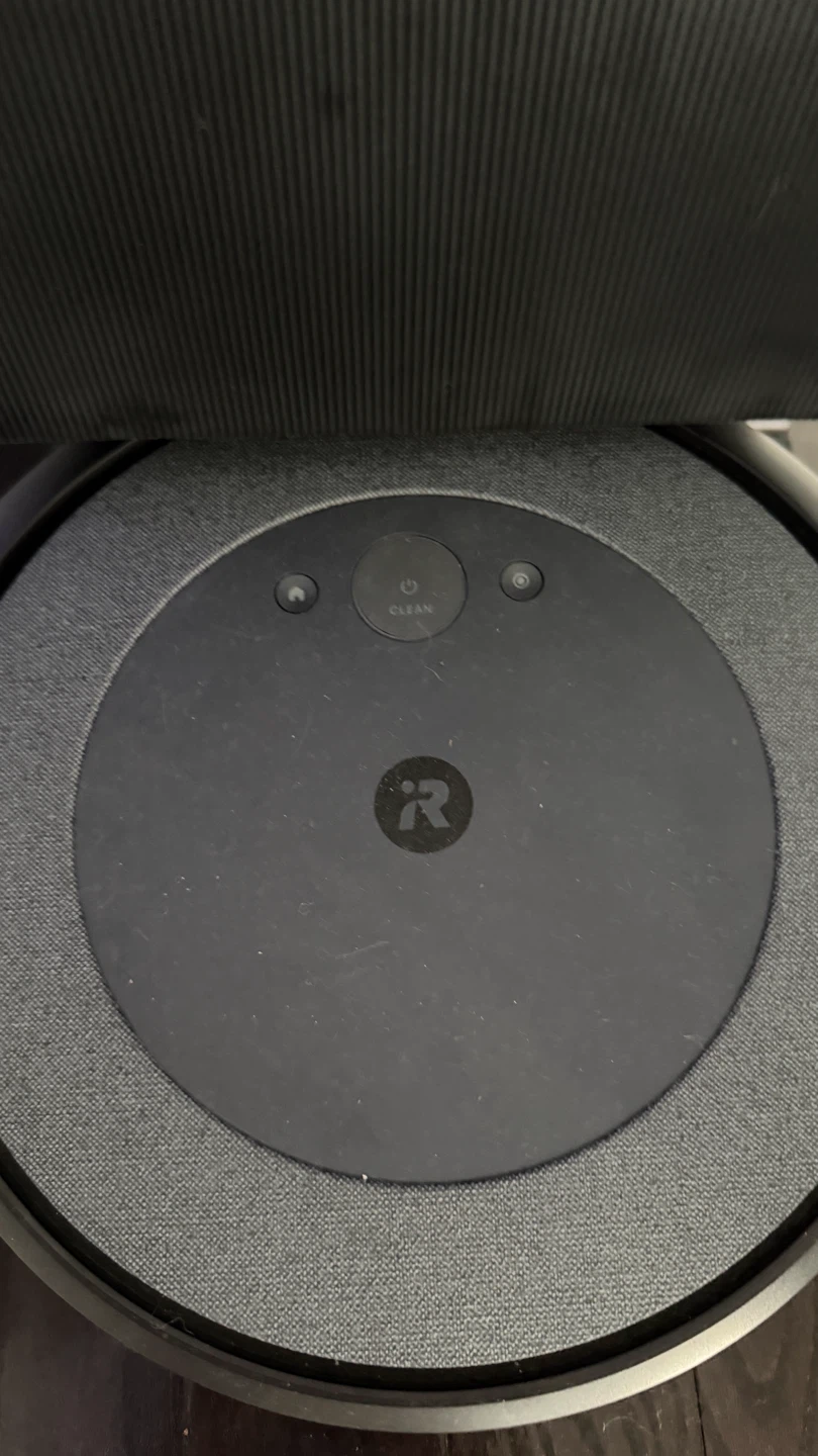 iRobot Roomba Robot Vacuum - photo 2