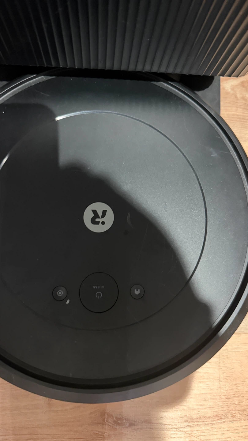 iRobot Roomba Robot Vacuum with Self-Emptying Base - photo 2