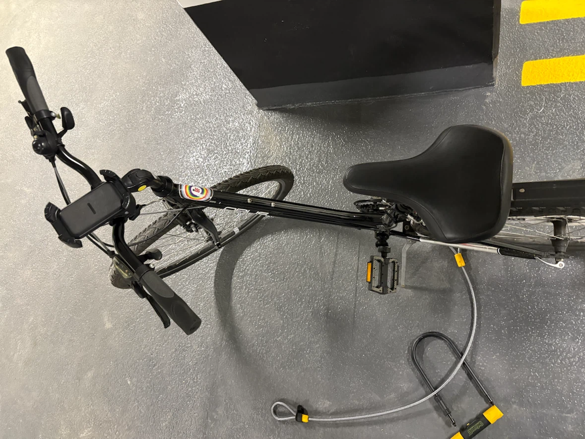 Black Opus Women's Hybrid Bike - photo 2