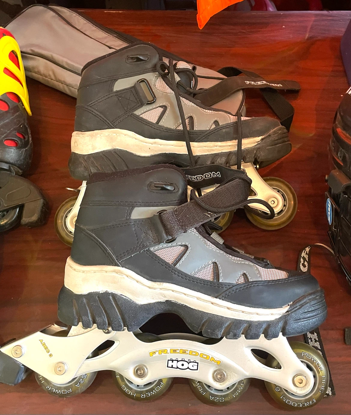 Freedom Power Hog inline skates/boots