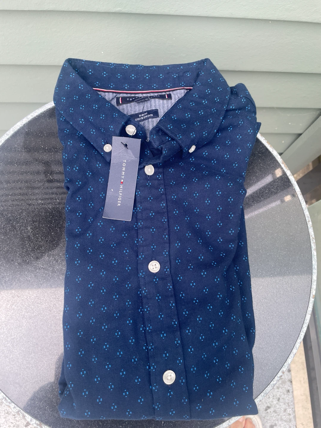 Men’s Tommy Hilfiger’s medium shirts brand new