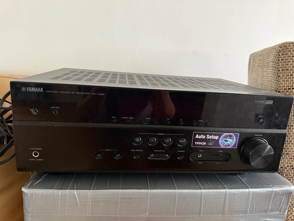Yamaha Natural Sound AV Receiver RX-V385 - photo 2