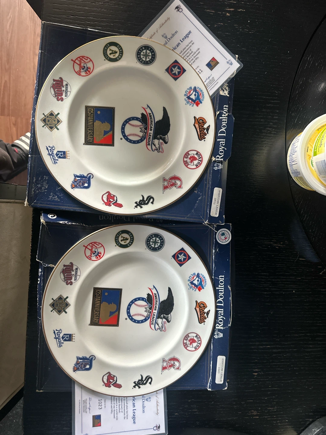 Royal Doulton American League 125th Anniversary Plates - photo 2