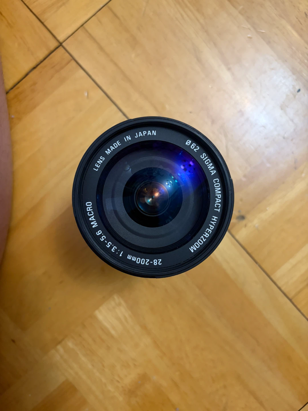 Sigma 28-200mm f/3.5-5.6 Hyperzoom Lens - photo 4