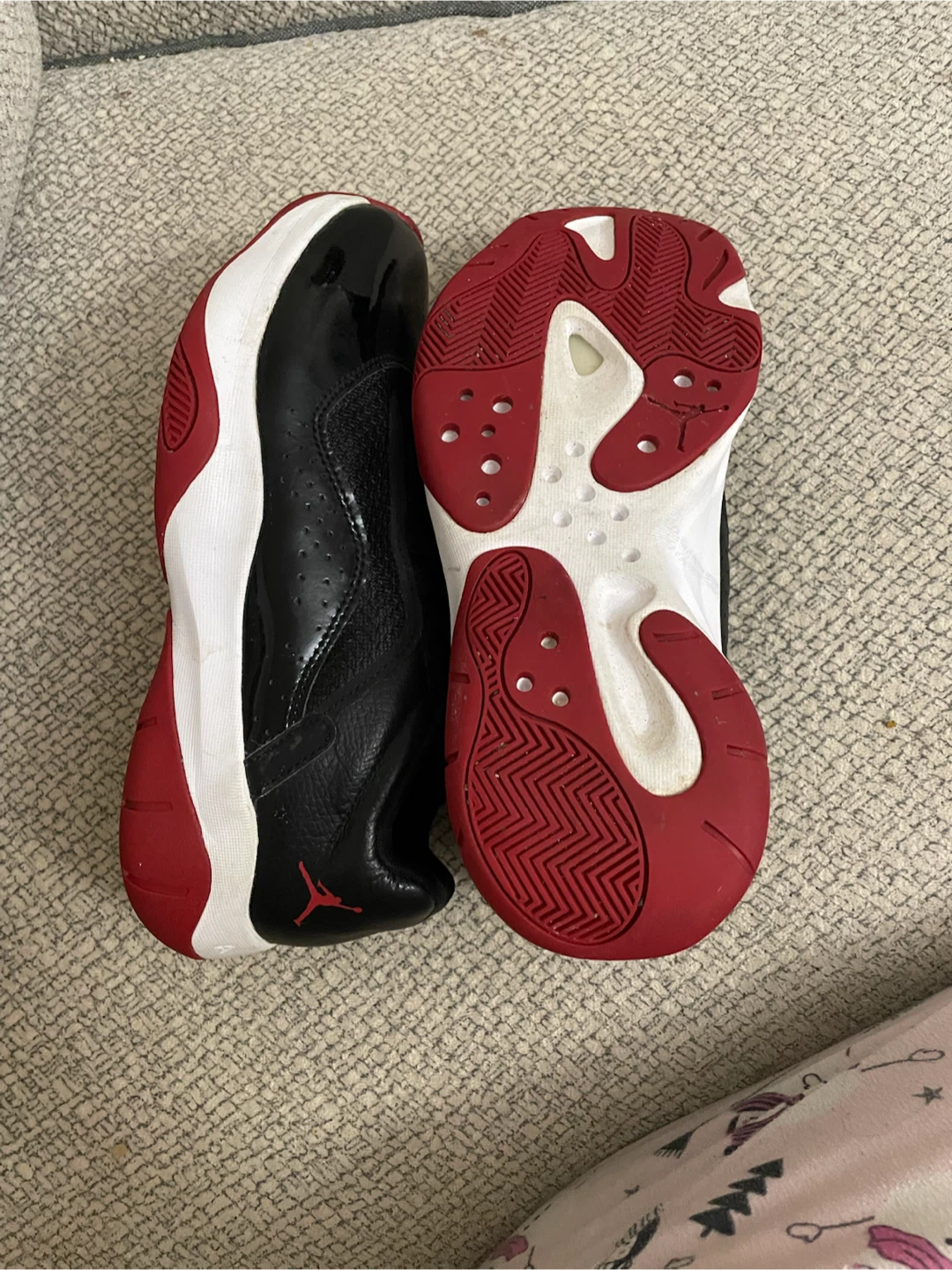 Jordan Max Aura 2 (GS) Size 6Y. - photo 3
