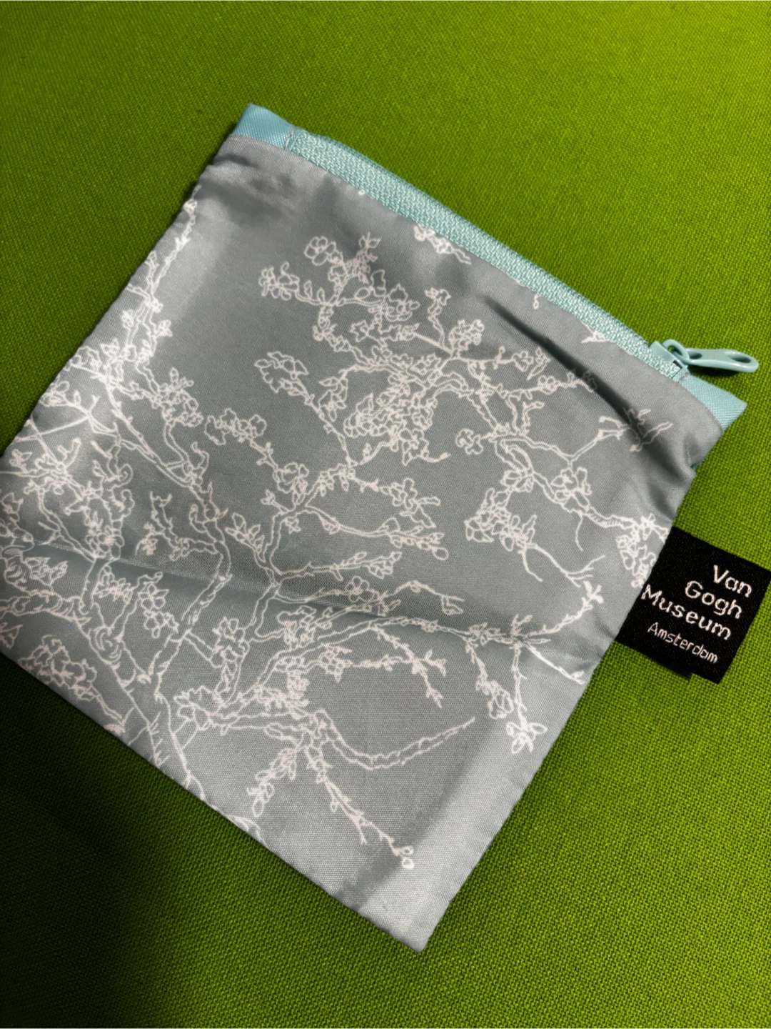 Van Gogh Museum Pouch + Sephora freebies - photo 2