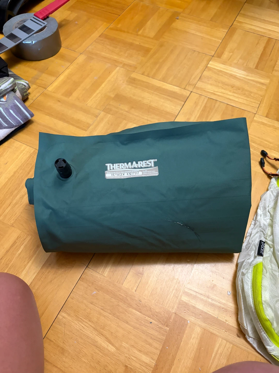 Thermarest Voyager Self-Inflating Sleeping Pad