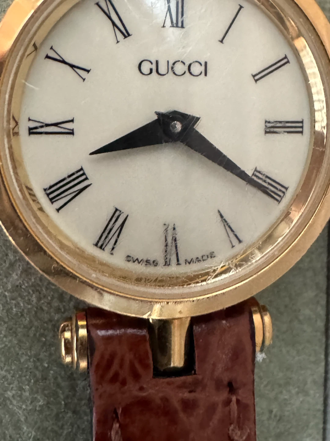 Gucci Ladies Watch 2000L - photo 3
