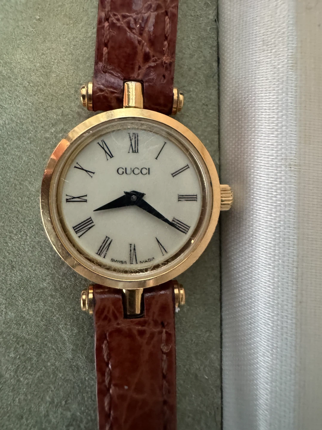 Gucci Ladies Watch 2000L - photo 4