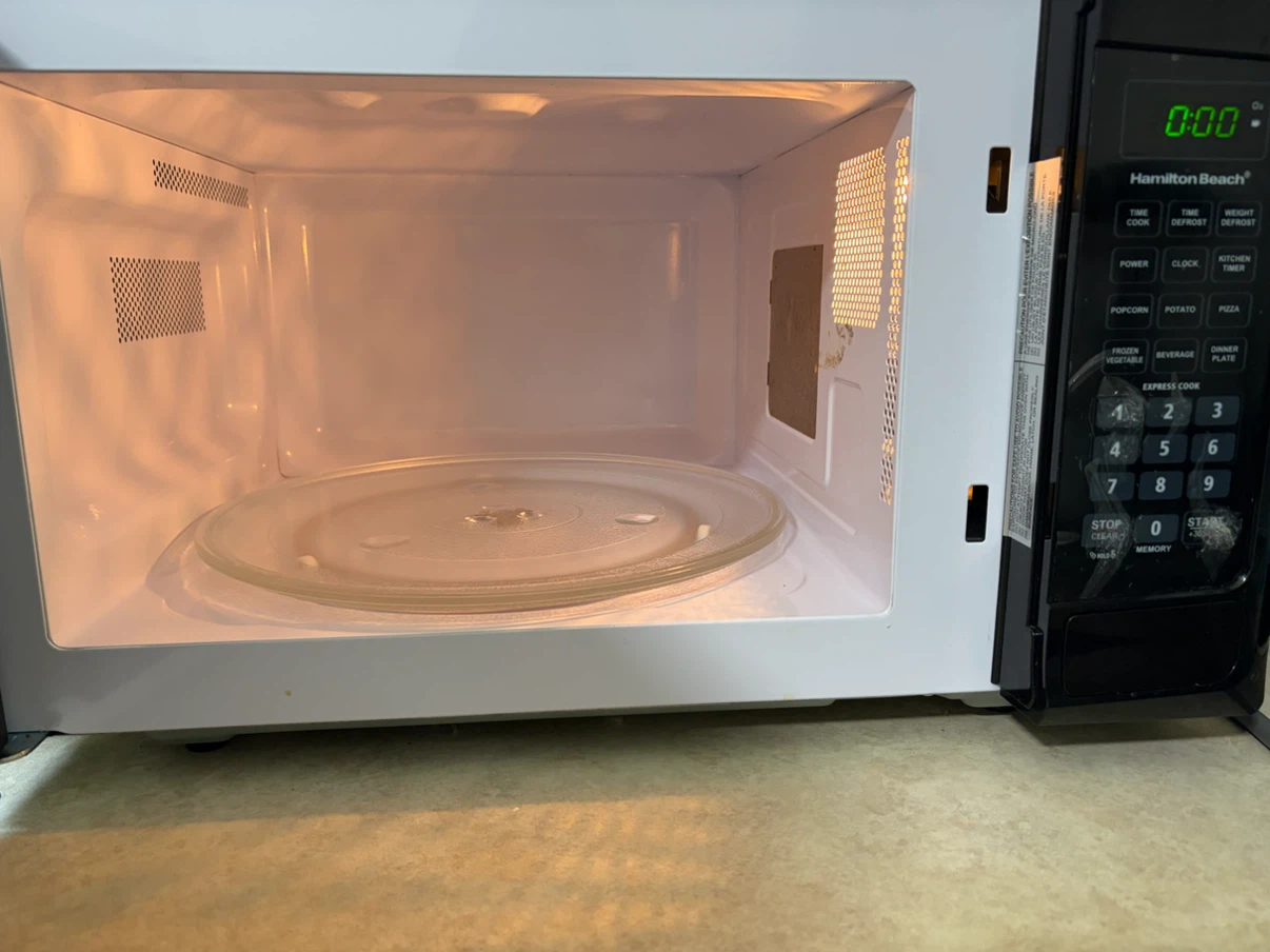 Hamilton Beach 1.1 Cu. Ft. Compact Microwave - photo 5