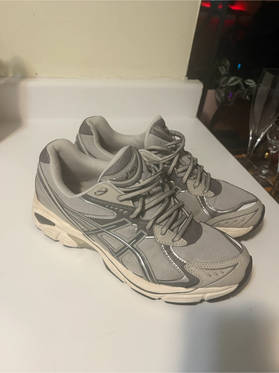 Grey Asics GT-2160