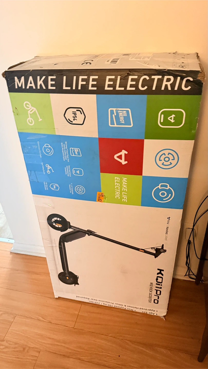 NIU KQi1 Pro Electric Kick Scooter - photo 2