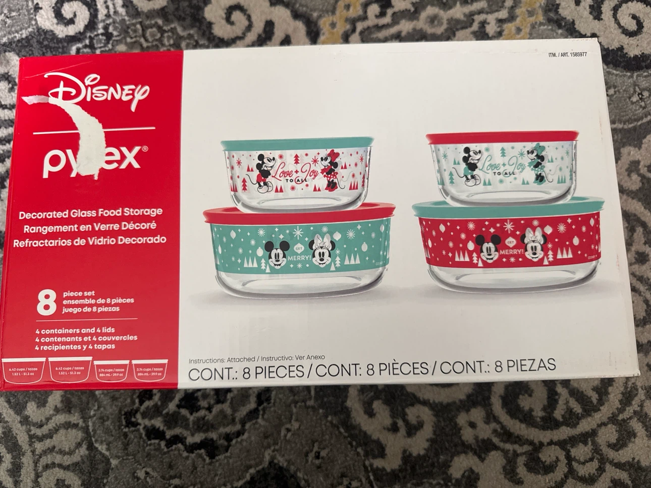 Pyrex Disney Mickey & Minnie 8-Piece Food Storage Set
