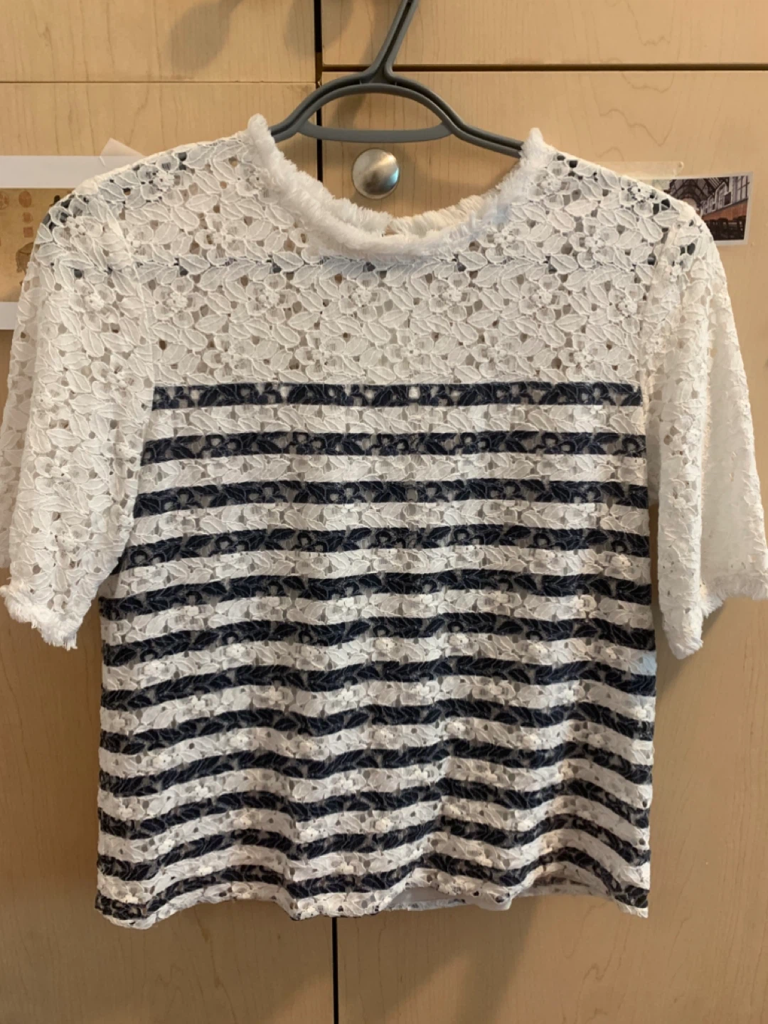 Size S Mo & Co White Lace & Striped Short Sleeve Top