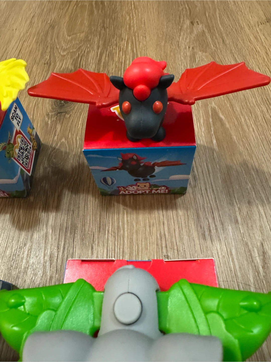 McDonald’s Happy Meal Adopt Me! - photo 3