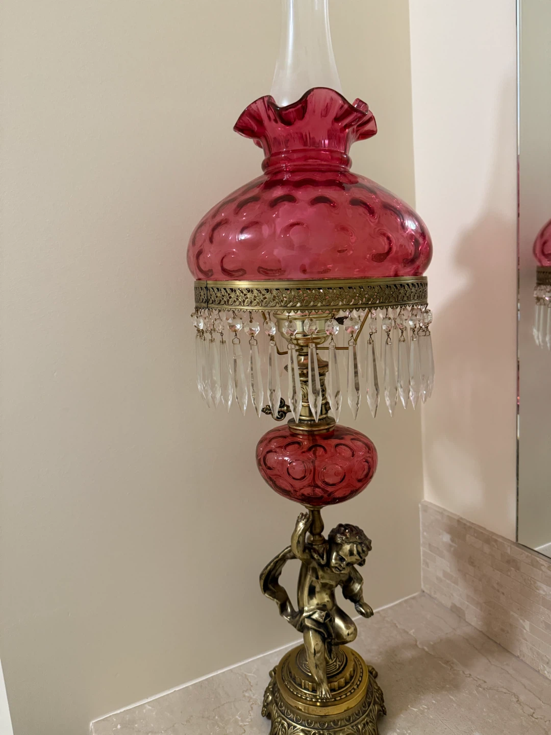 Vintage Ruby Glass Cherub Lamp with Crystal Dangles - photo 3
