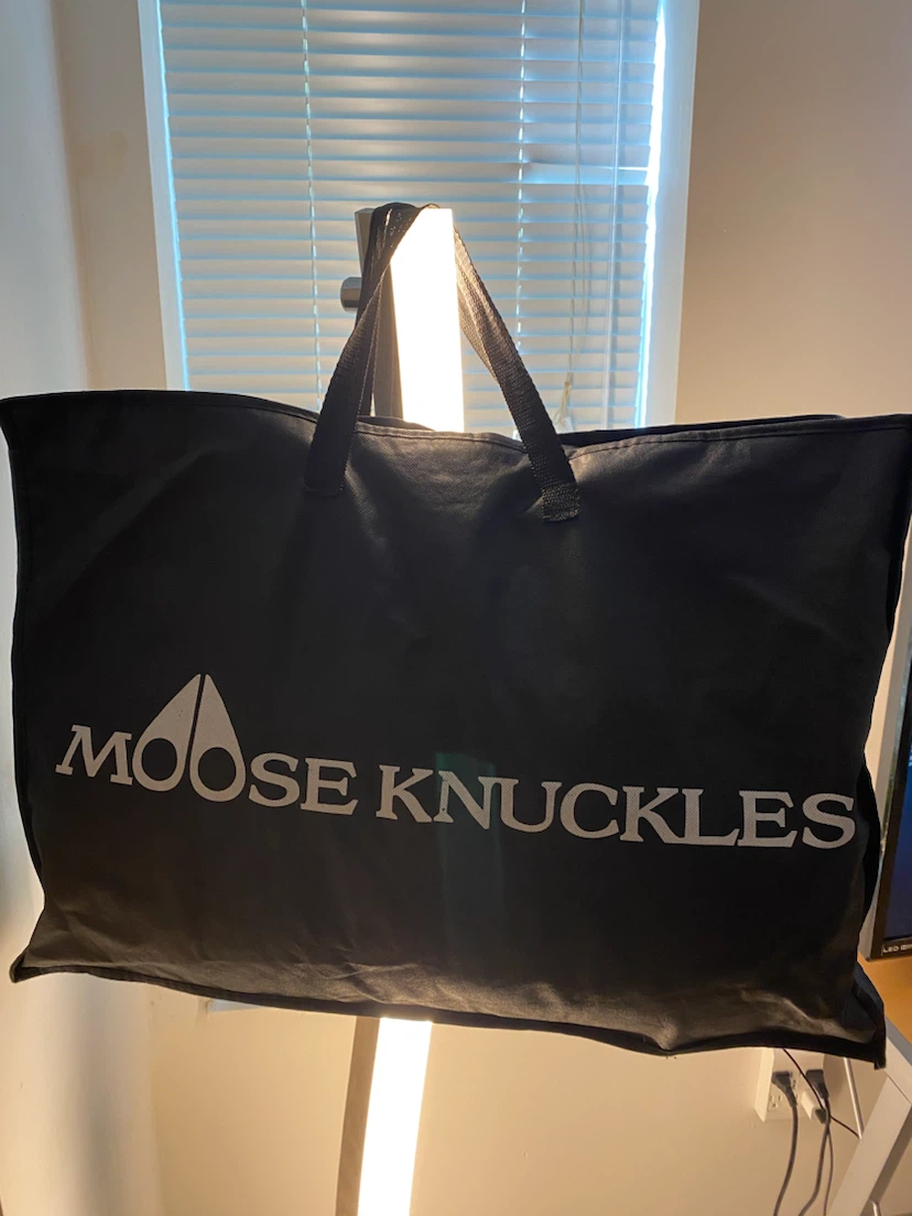 Moose Knuckles  Bomber Jacket whit 2 Furs- Black M