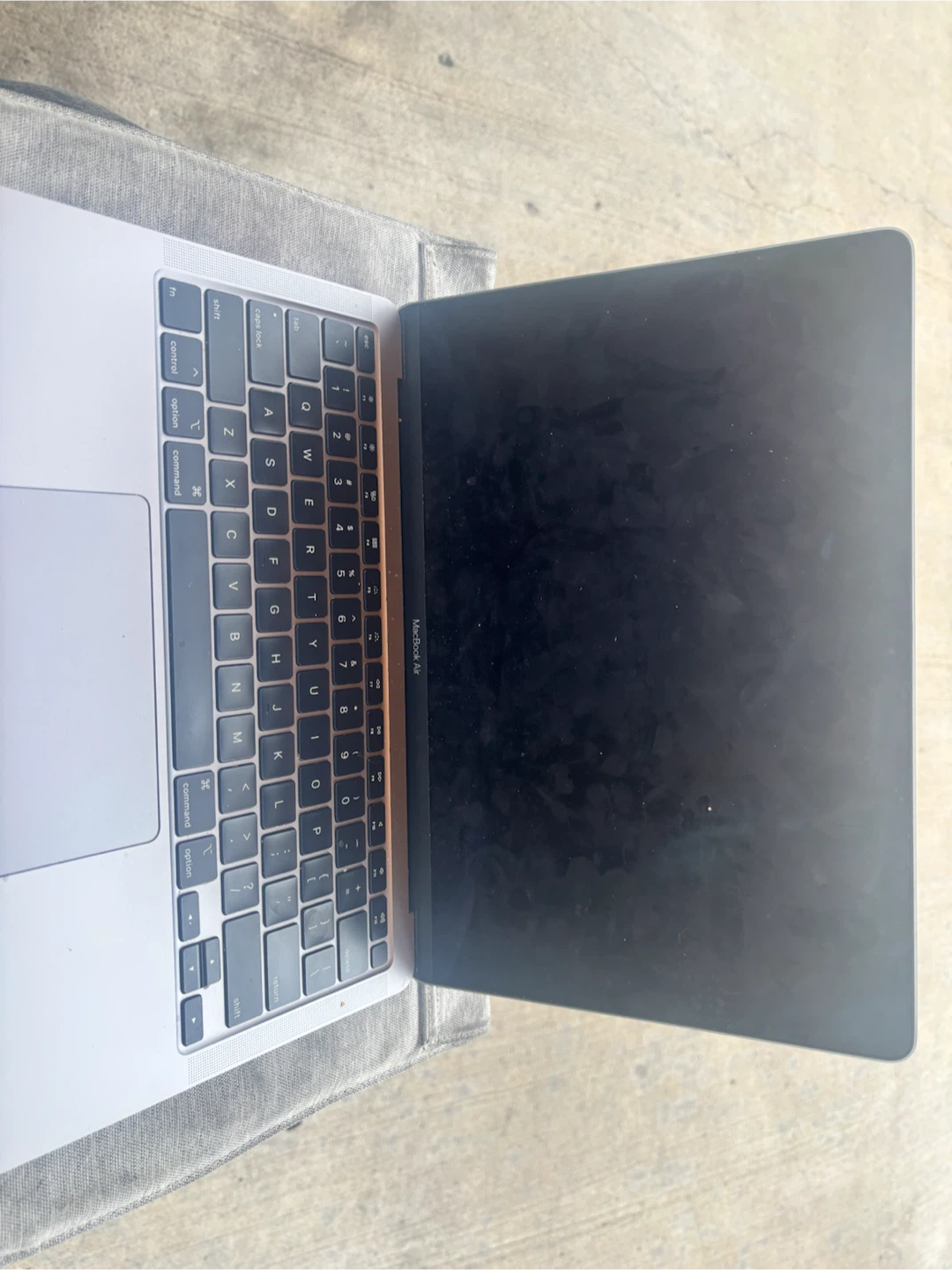 2020 Apple MacBook Air with 1.1GHz