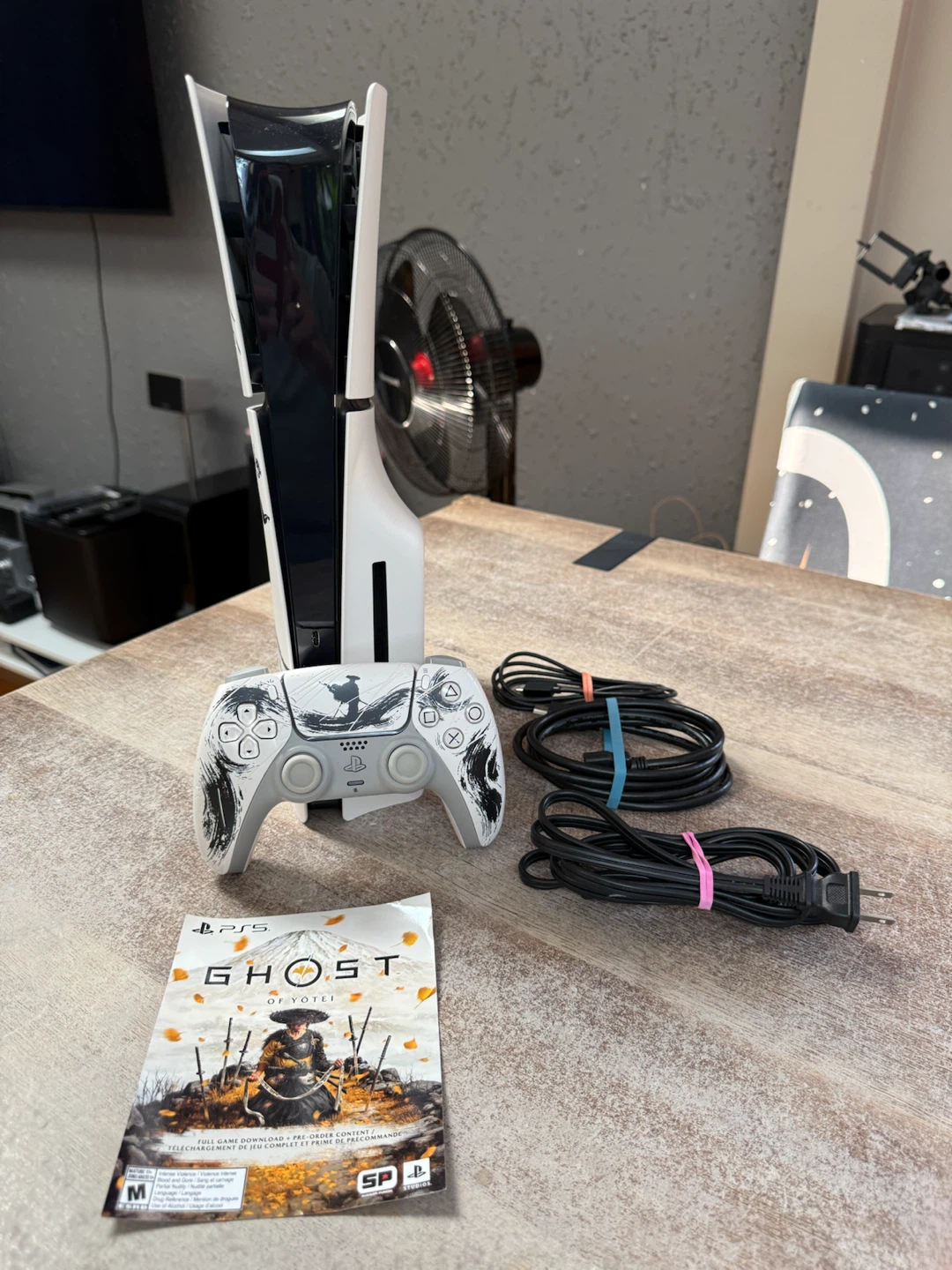 Ps5 slim 1tb Ghost of Yotei Limited Edition - photo 2