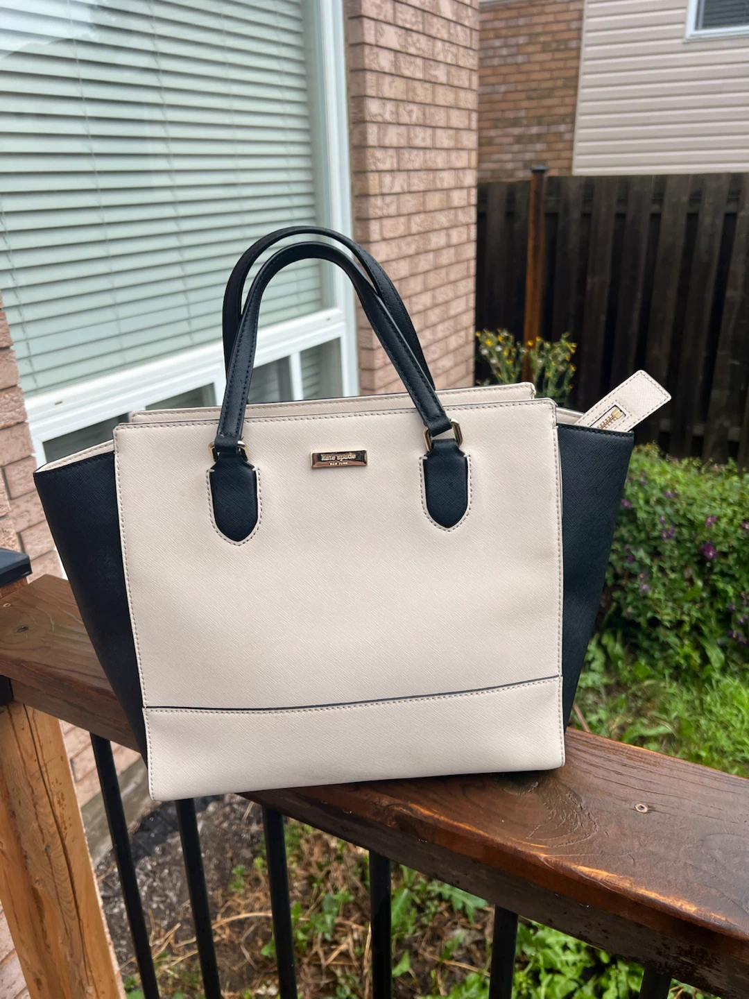 Kate Spade New York Tote Bag