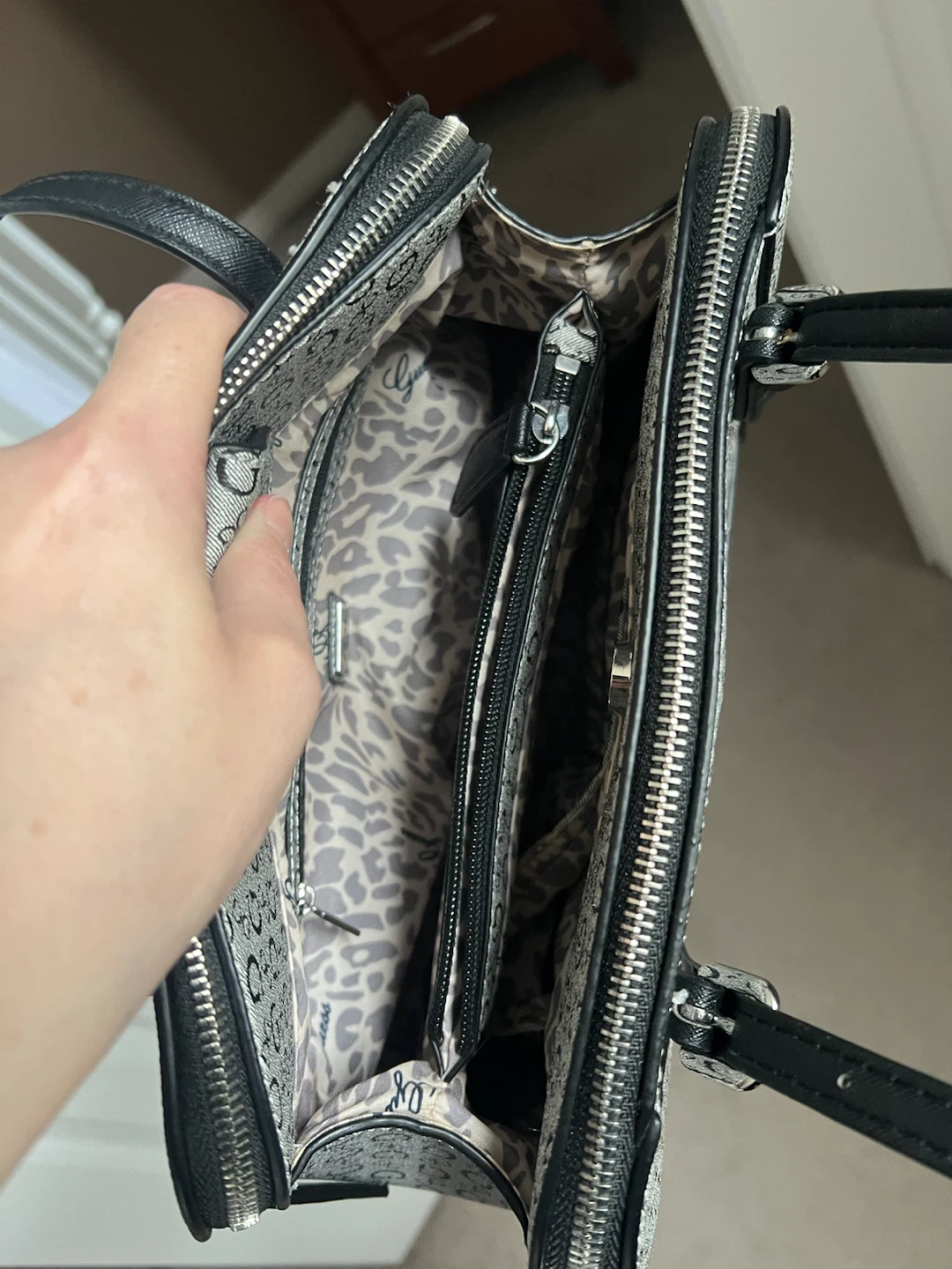 Like new Guess Handbag - photo 5