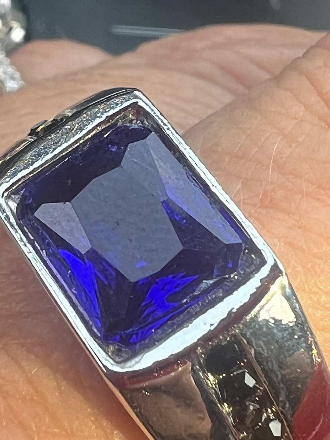 Sterling Silver Ring with lab sapphire - photo 5