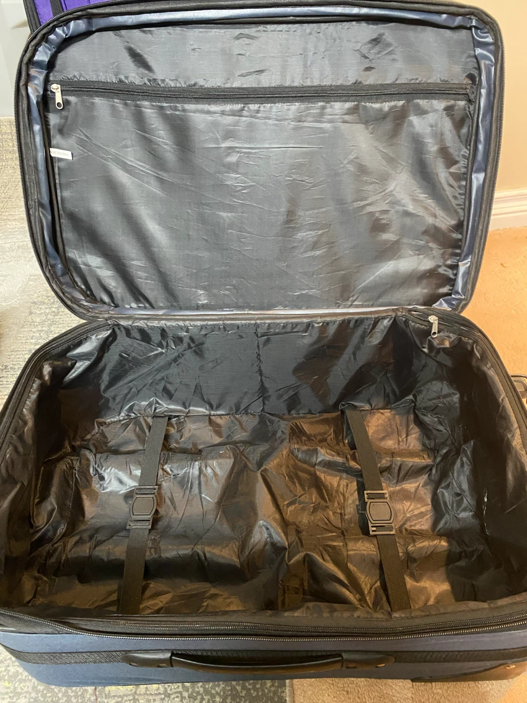 Luggage bag (good condition) - photo 3