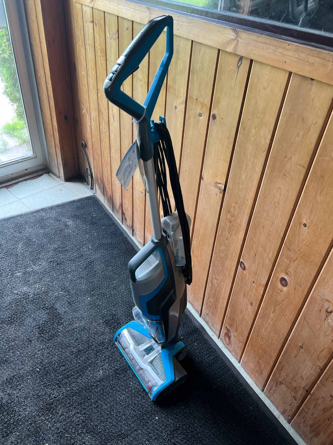 Bissell Floor Cleaner - photo 2
