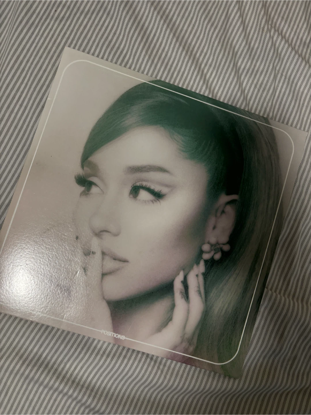 Ariana Grande Vinyl - Positions (Urban Outfitters exclusive) - photo 2