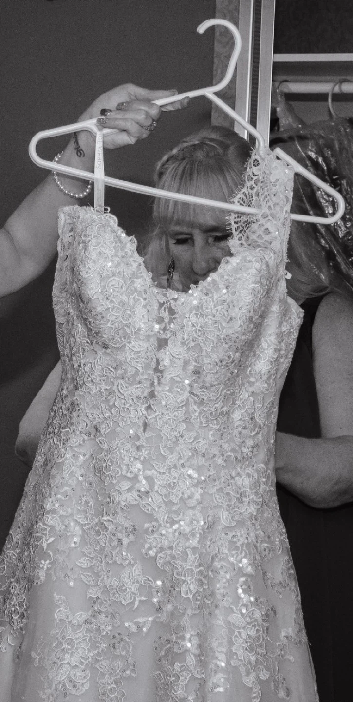 White Lace Wedding Dress with Corset Back - photo 4