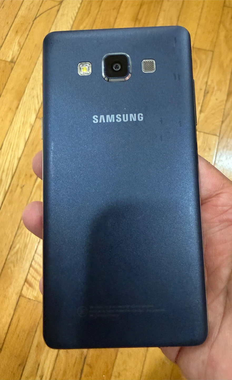 Samsung Galaxy A Series Smartphone - photo 2