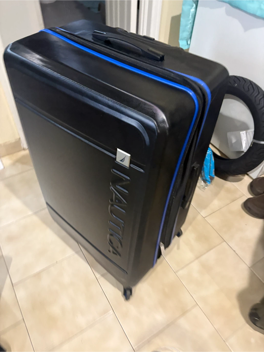 Nautica Black Hardside Suitcase 32”