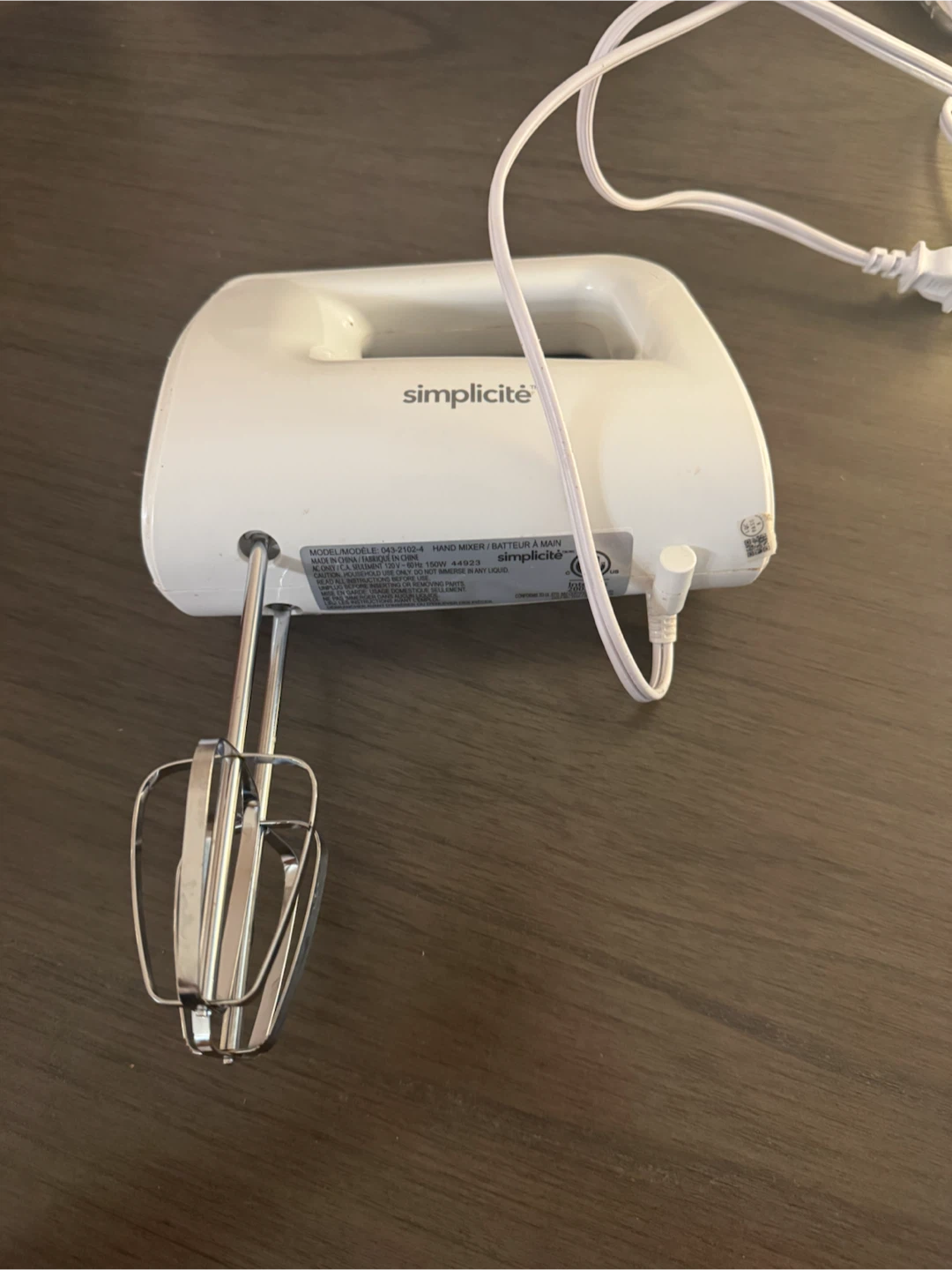 Simplicity Hand Mixer