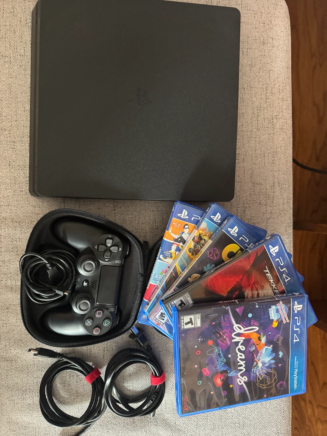 PS4 Slim
