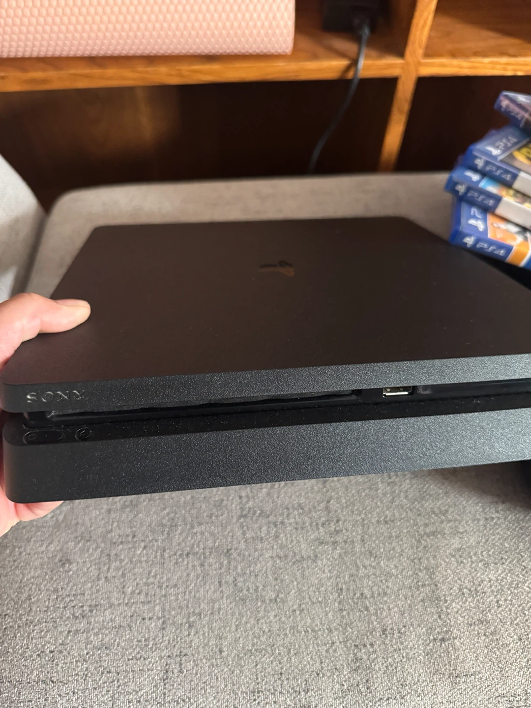 PS4 Slim - photo 2