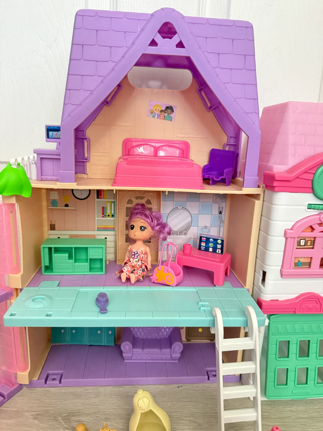Kid's Toy Dollhouse with Accessories - photo 4