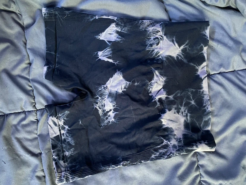 Tie-dye booty scrunch activewear shorts