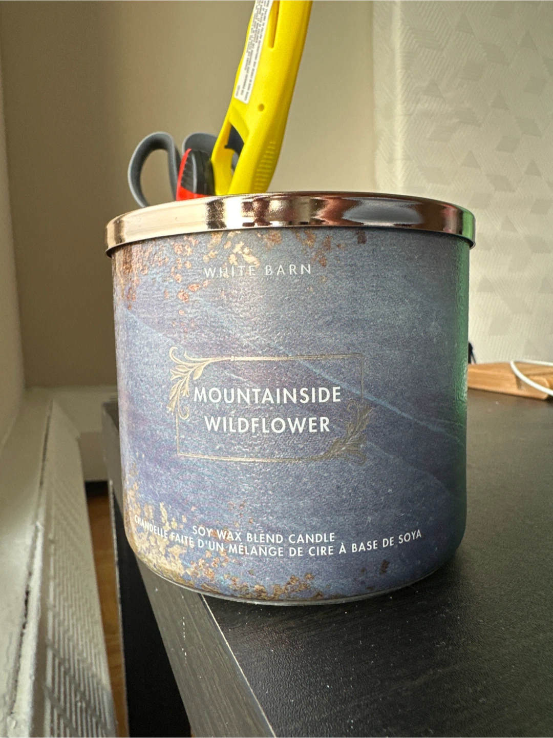 White Barn Mountainside Wildflower 3-Wick Candle