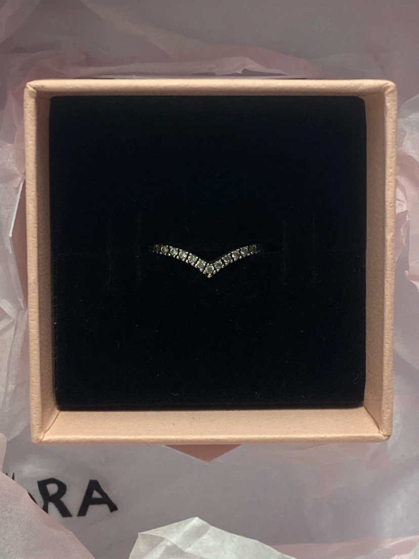 Pandora Wishbone Ring
