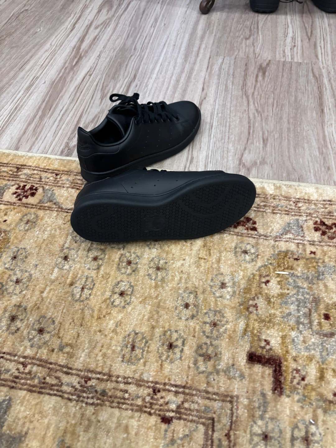 Adidas Stan Smith Shoes - Black 7.5 - photo 5